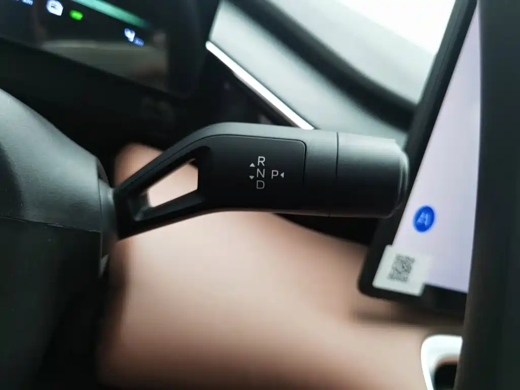 Geely Galaxy L6 2025 — фото 13