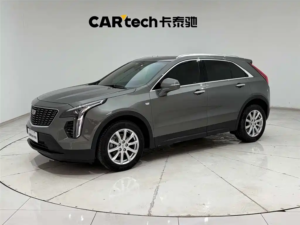 Cadillac XT4 2018 — фото 1