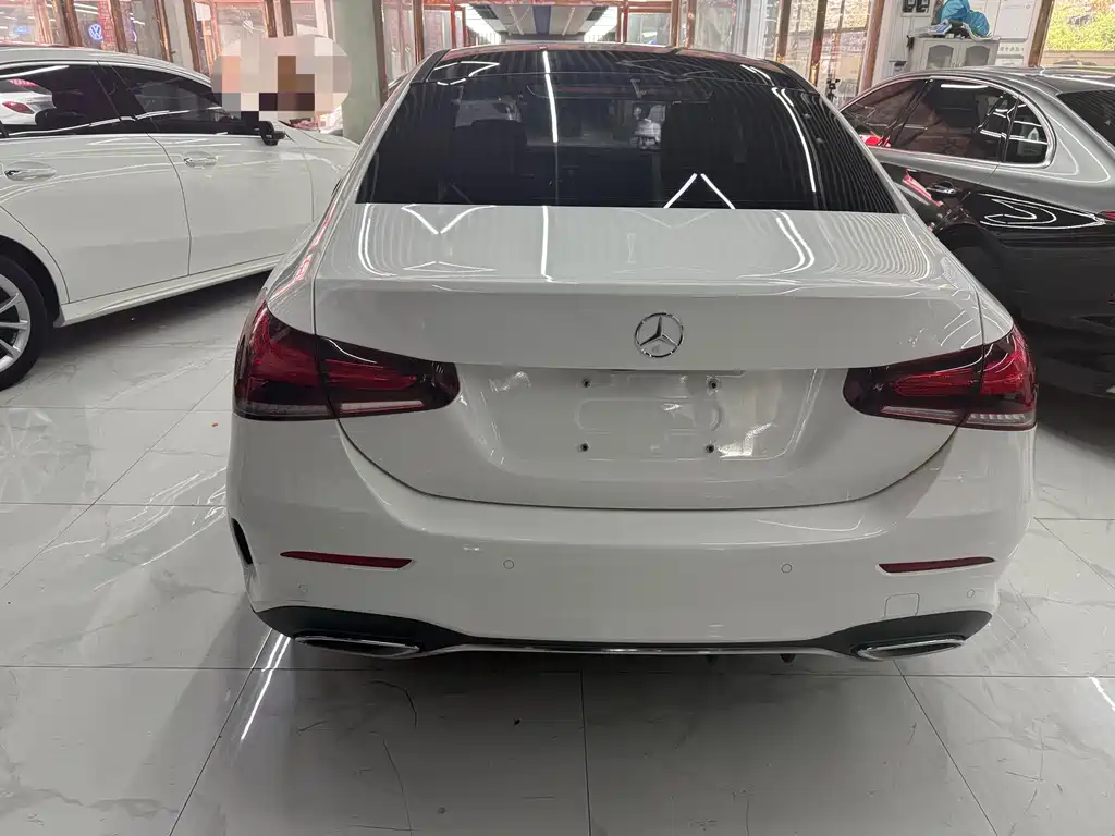 Mercedes-Benz A-Class 2022 — фото 9