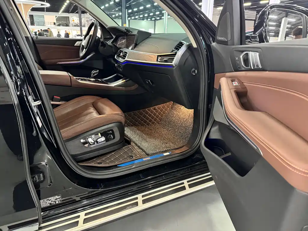 BMW X7 2022 — фото 13