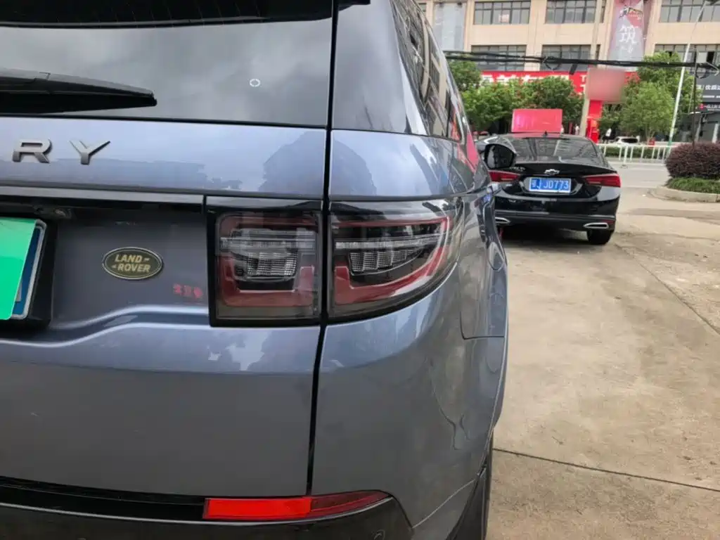 Land Rover Discovery Sport 2021 — фото 8
