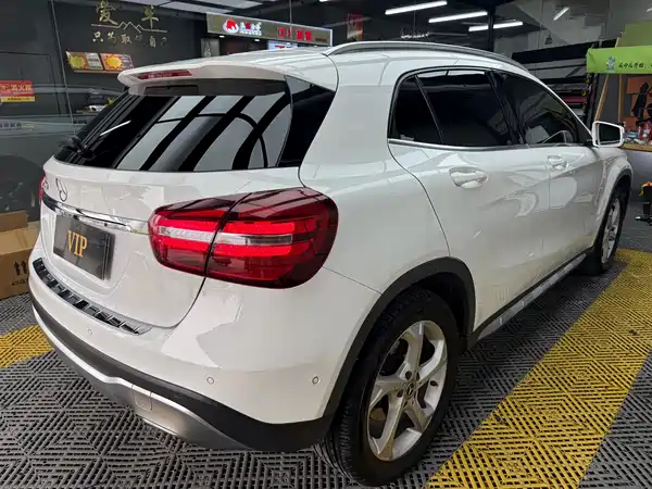 Mercedes-Benz GLA 2019