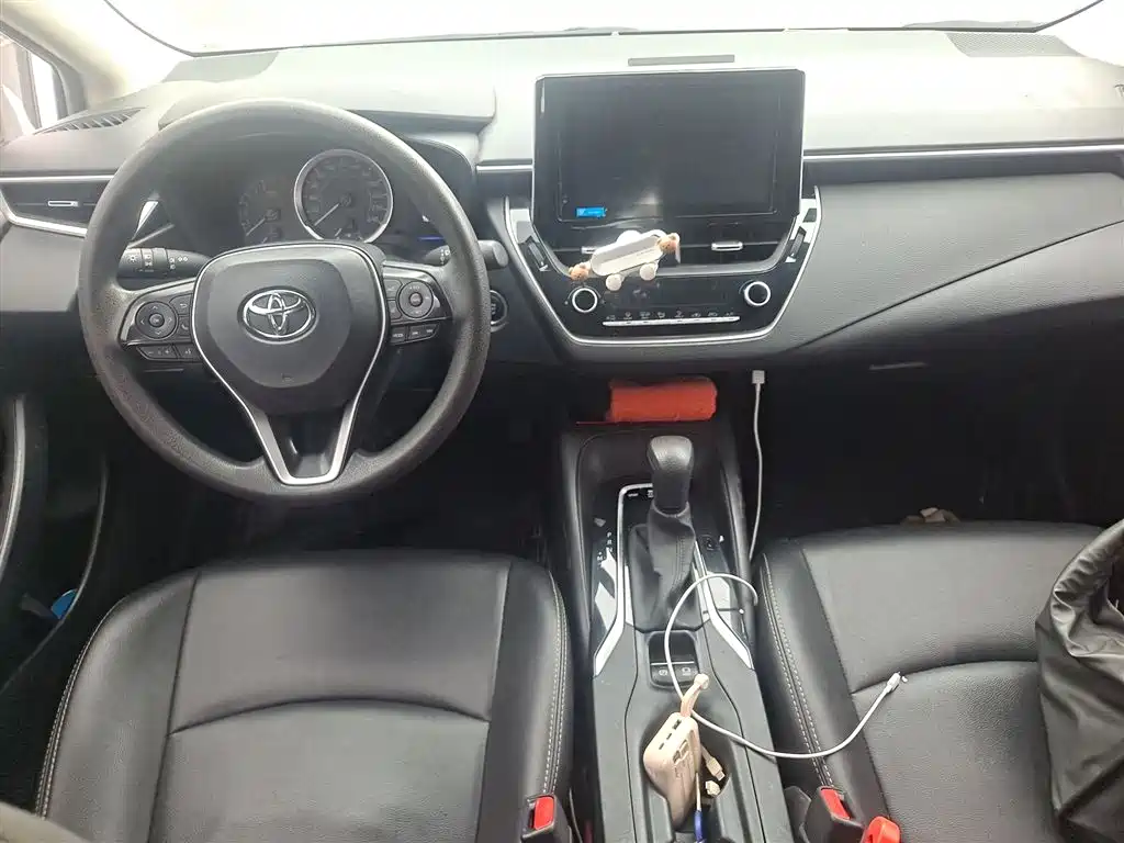 Toyota Corolla 2020 — фото 13