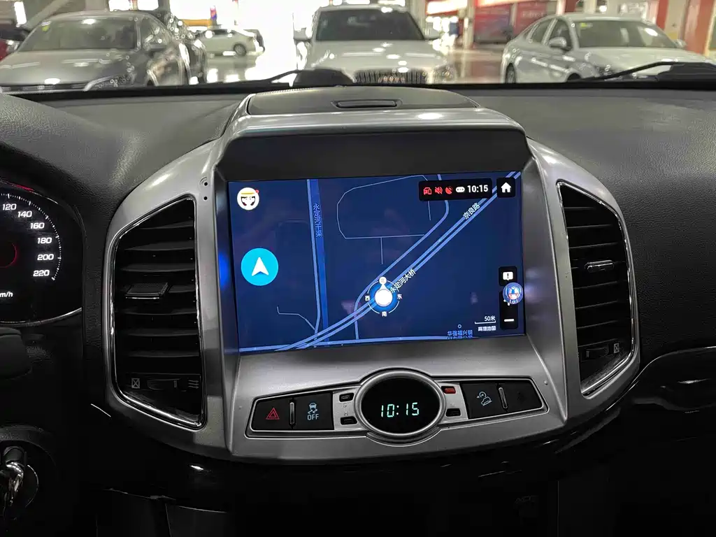 Chevrolet Captiva 2017 — фото 10