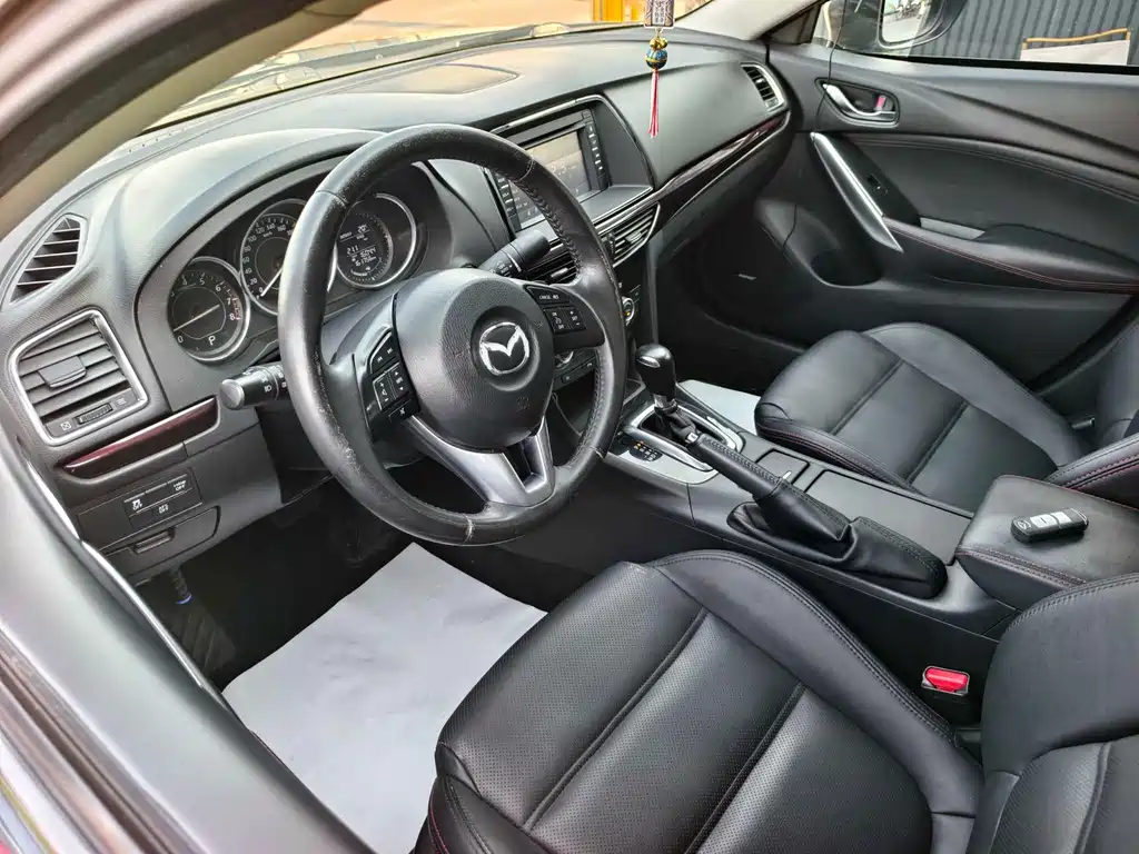 Mazda Atenza 2015 — фото 10