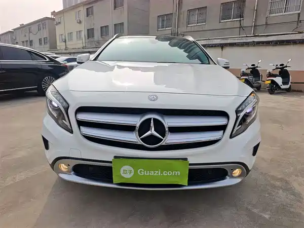 Mercedes-Benz GLA 2016