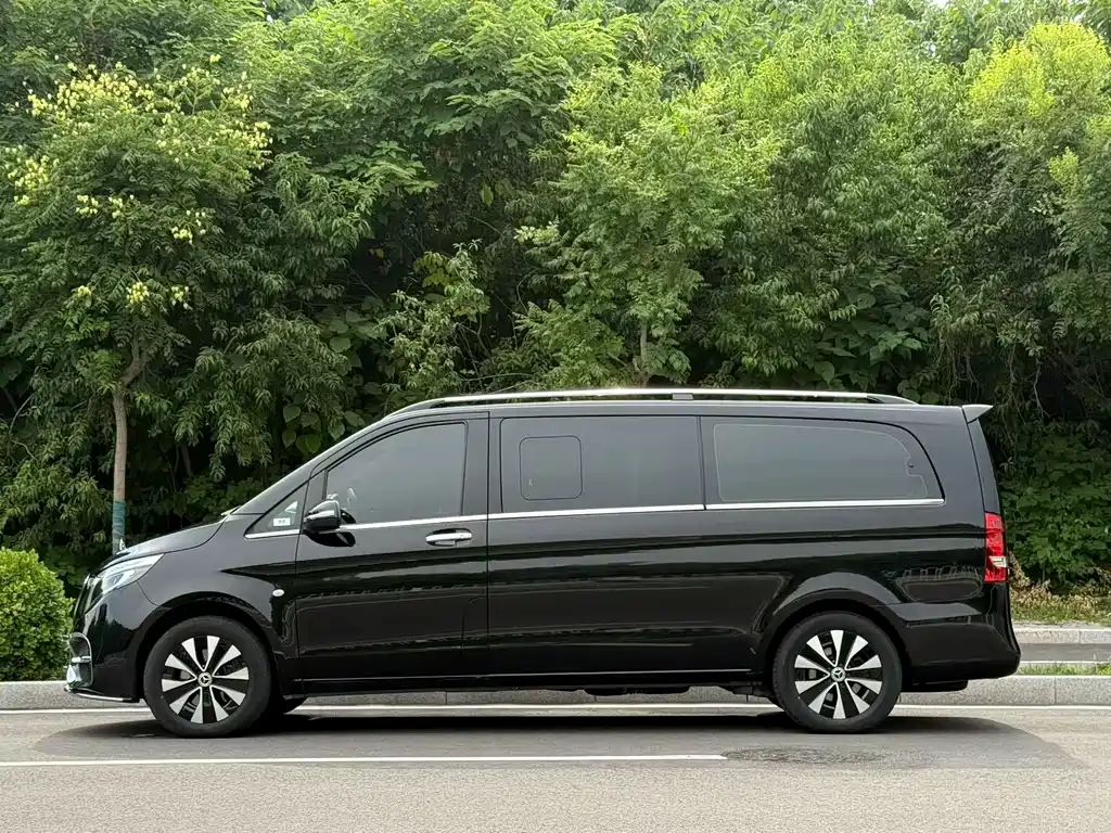 Mercedes-Benz Vito 2022 — фото 3