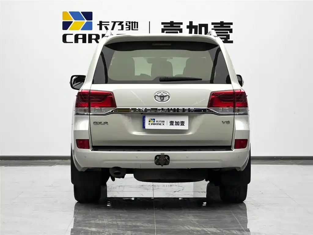 Toyota Land Cruiser 2020 — фото 17