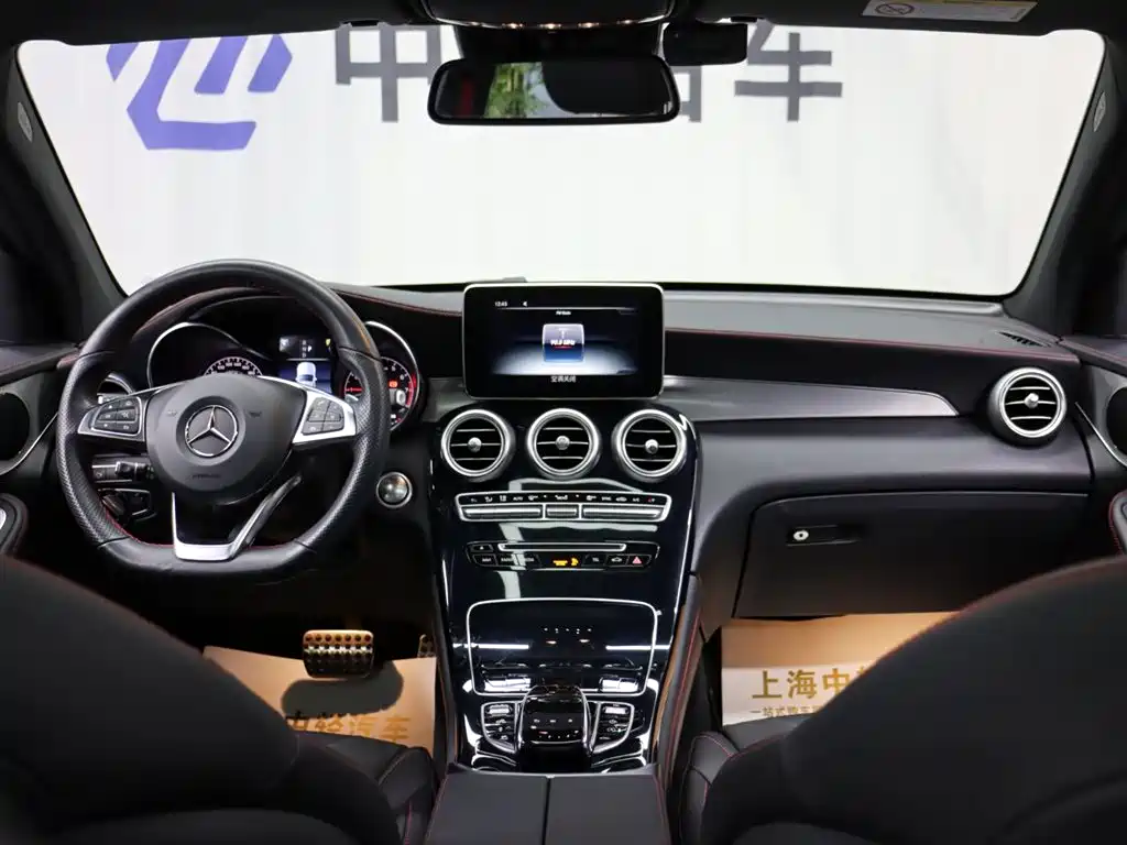 Mercedes-Benz GLC AMG 2019 — фото 10