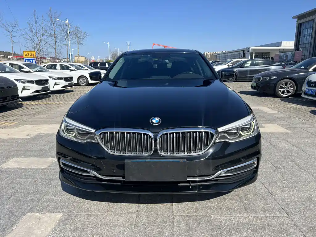 BMW 5 Series 2020 — фото 2