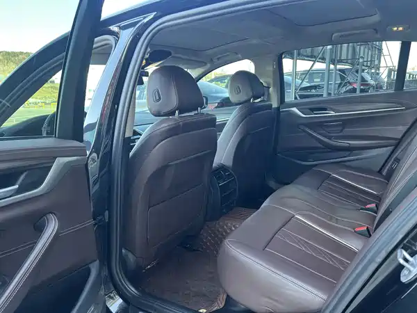 BMW 5 Series 2020
