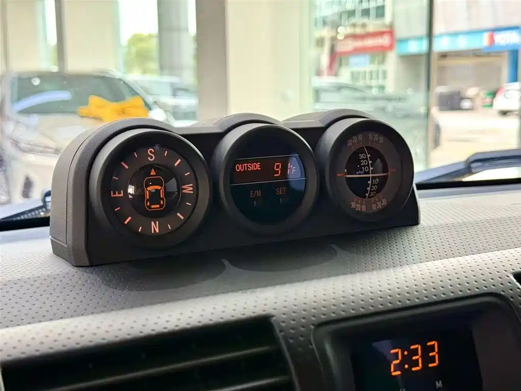 Toyota FJ Cruiser 2020 — фото 15