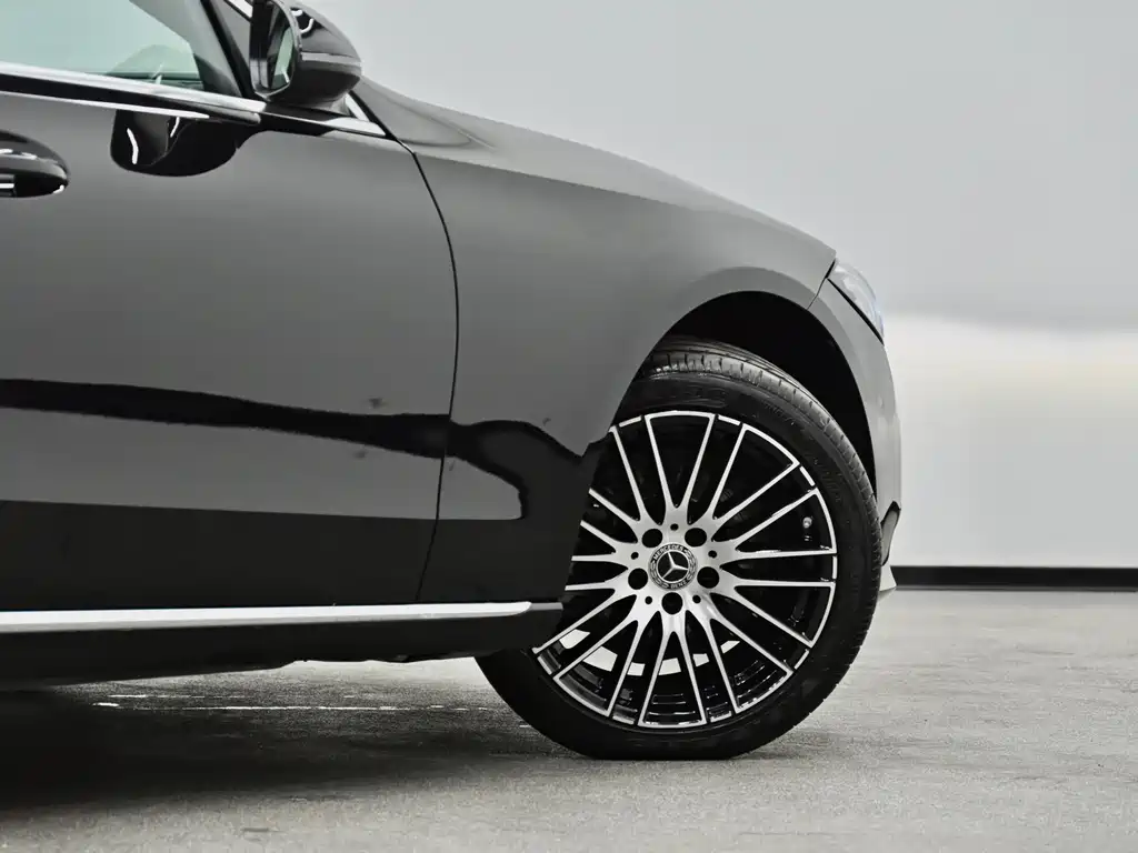 Mercedes-Benz C-Class 2022 — фото 32