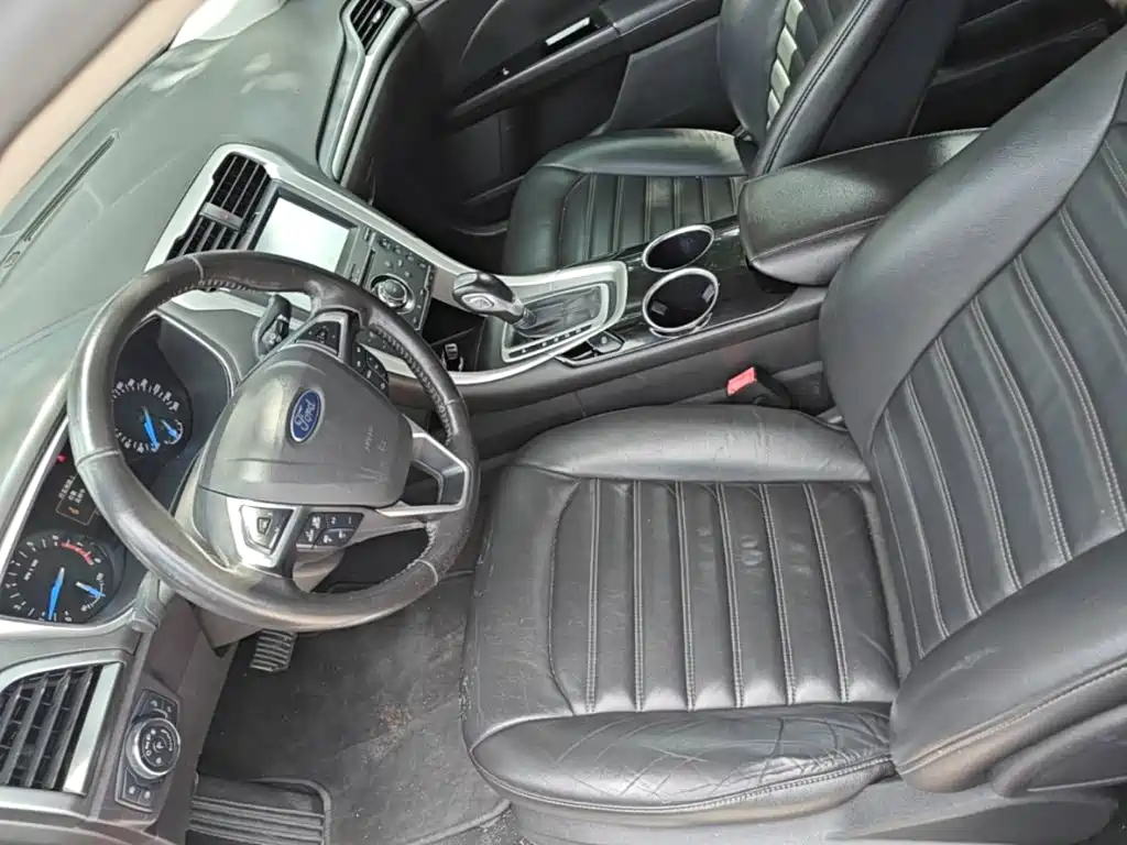 Ford Mondeo 2015 — фото 15