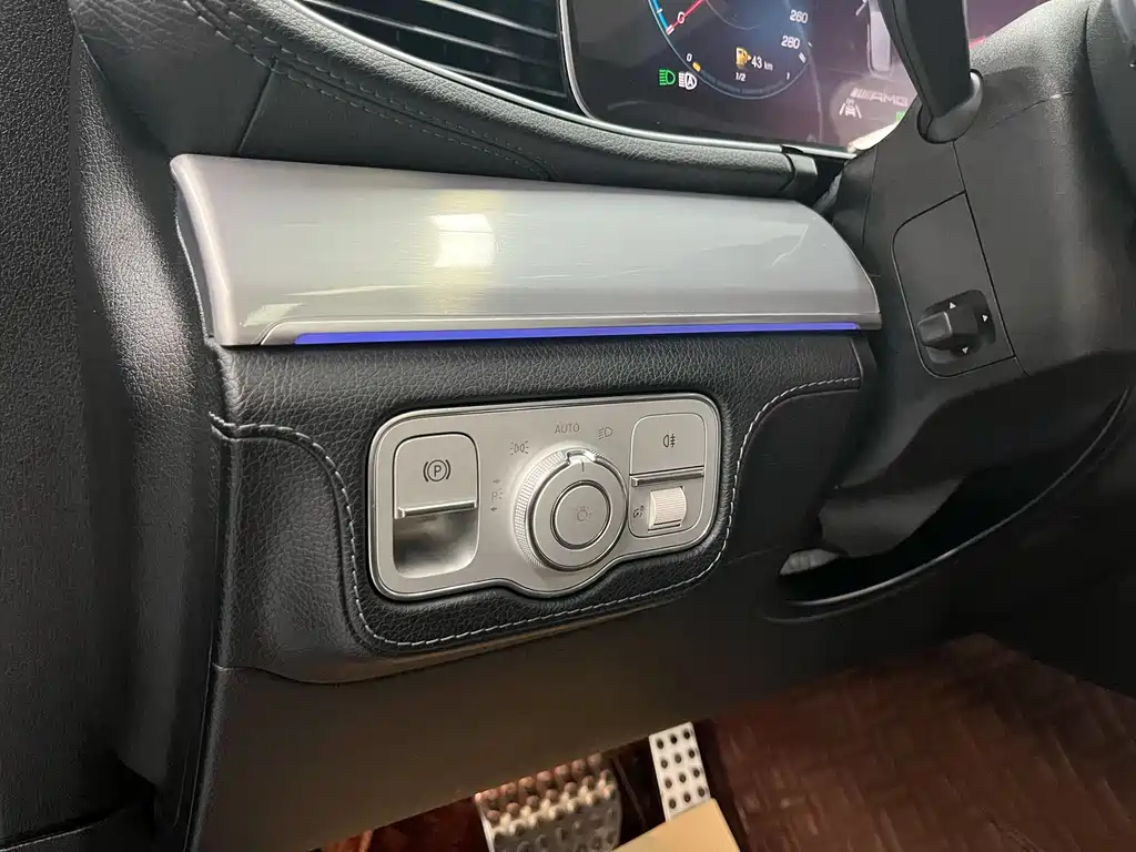 Mercedes-Benz GLE AMG 2020 — фото 10
