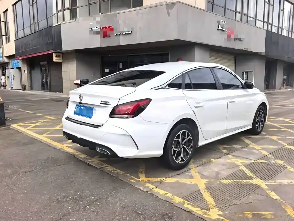MG MG5 2022