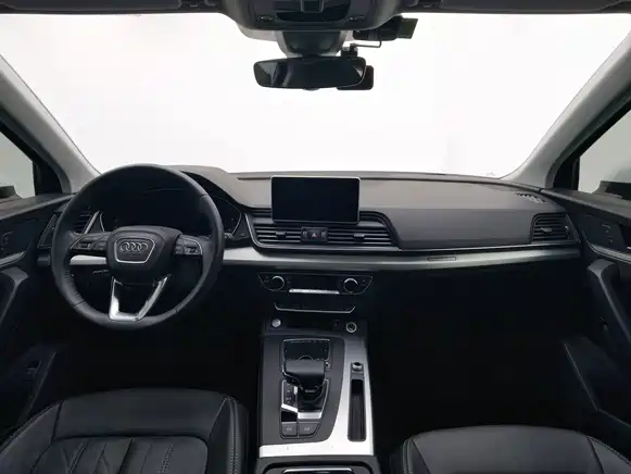 Audi Q5L 2021 — фото 2
