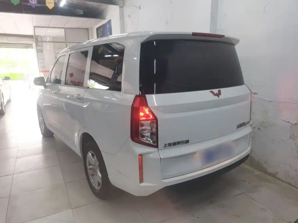 Wuling Hongguang PLUS 2021 — фото 23