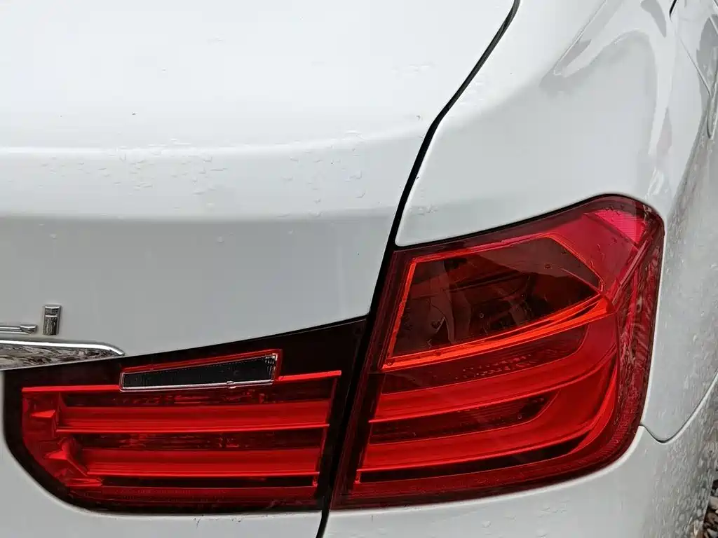 BMW 3 Series 2015 — фото 6