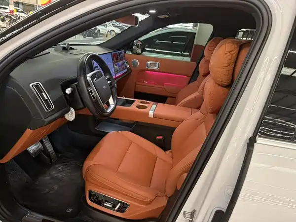 Li Auto L7 2024