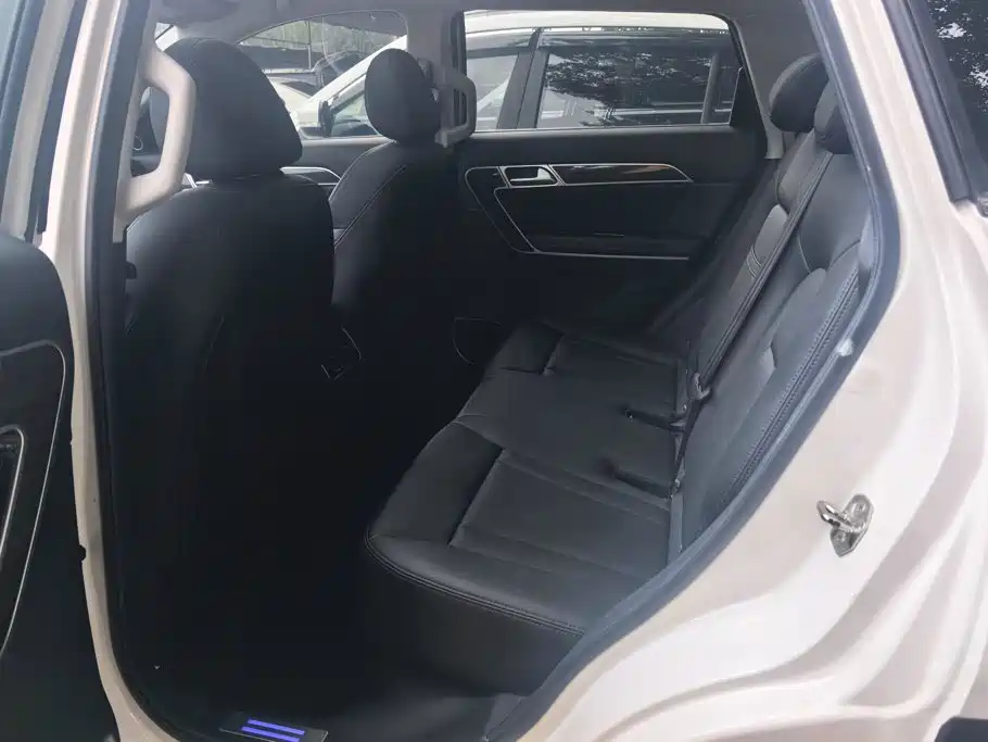 Haval H6 Coupe 2016 — фото 11