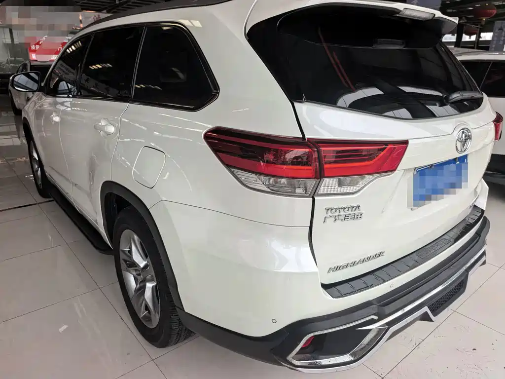 Toyota Highlander 2019 — фото 6