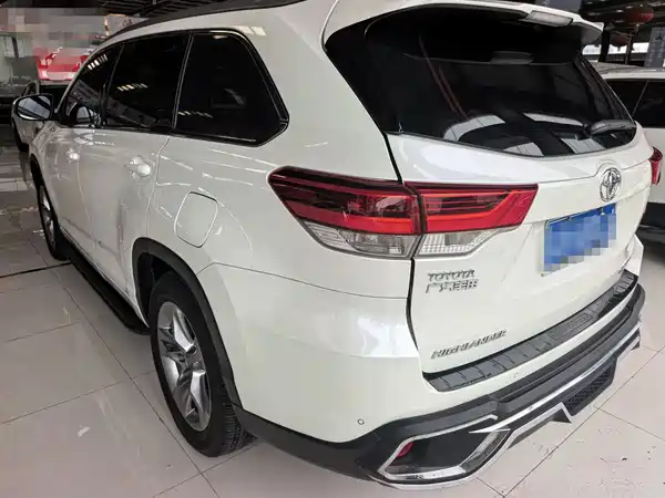 Toyota Highlander 2019