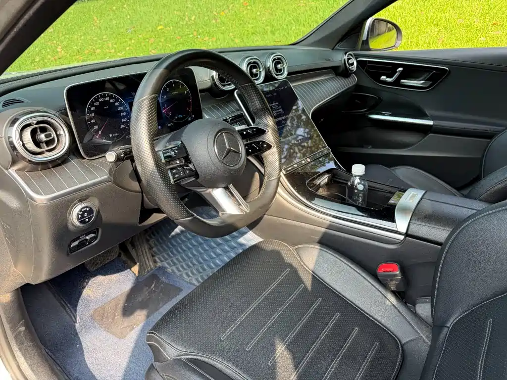 Mercedes-Benz C-Class 2022 — фото 7
