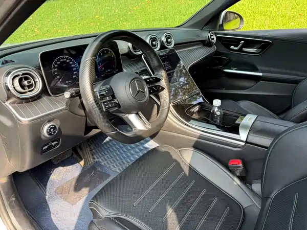 Mercedes-Benz C-Class 2022