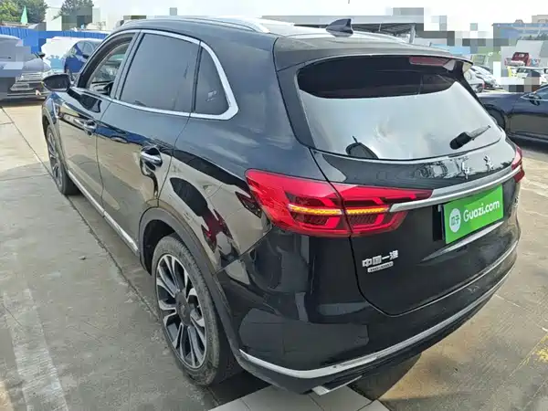 Hongqi HS5 2020