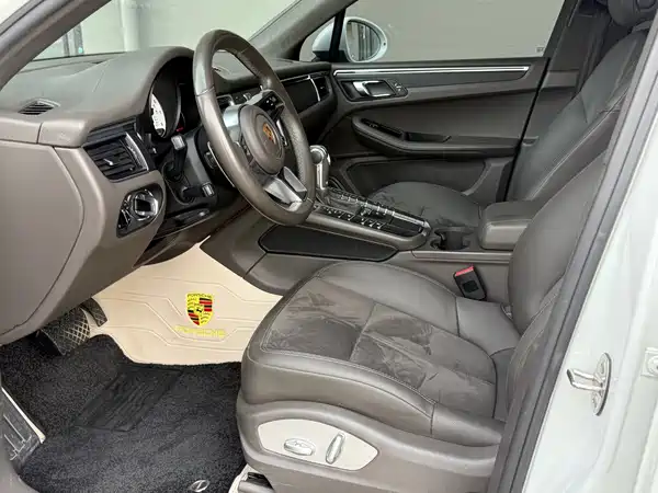Porsche Macan 2017