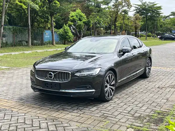 Volvo S90 2020
