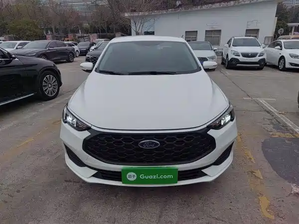 Ford Escort 2021