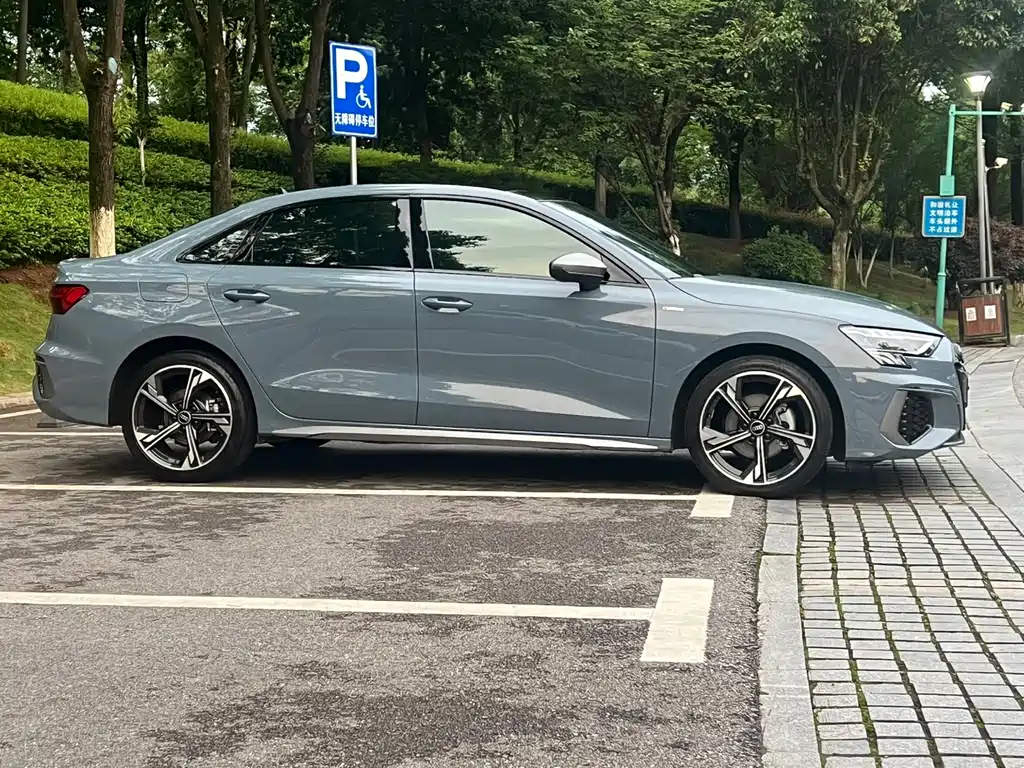 Audi A3 2022 — фото 4