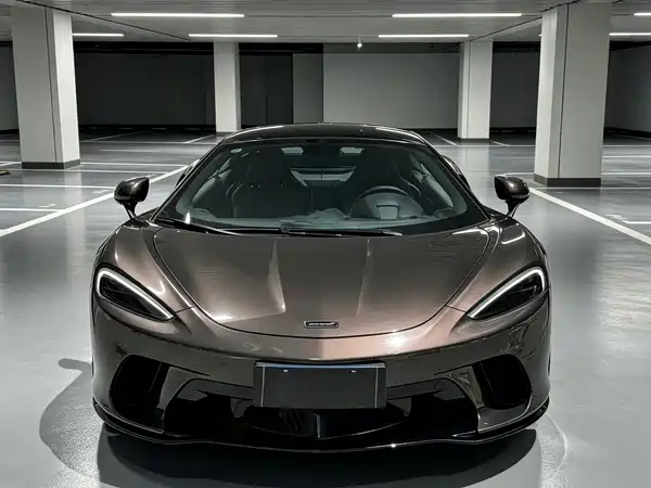 McLaren GT 2023