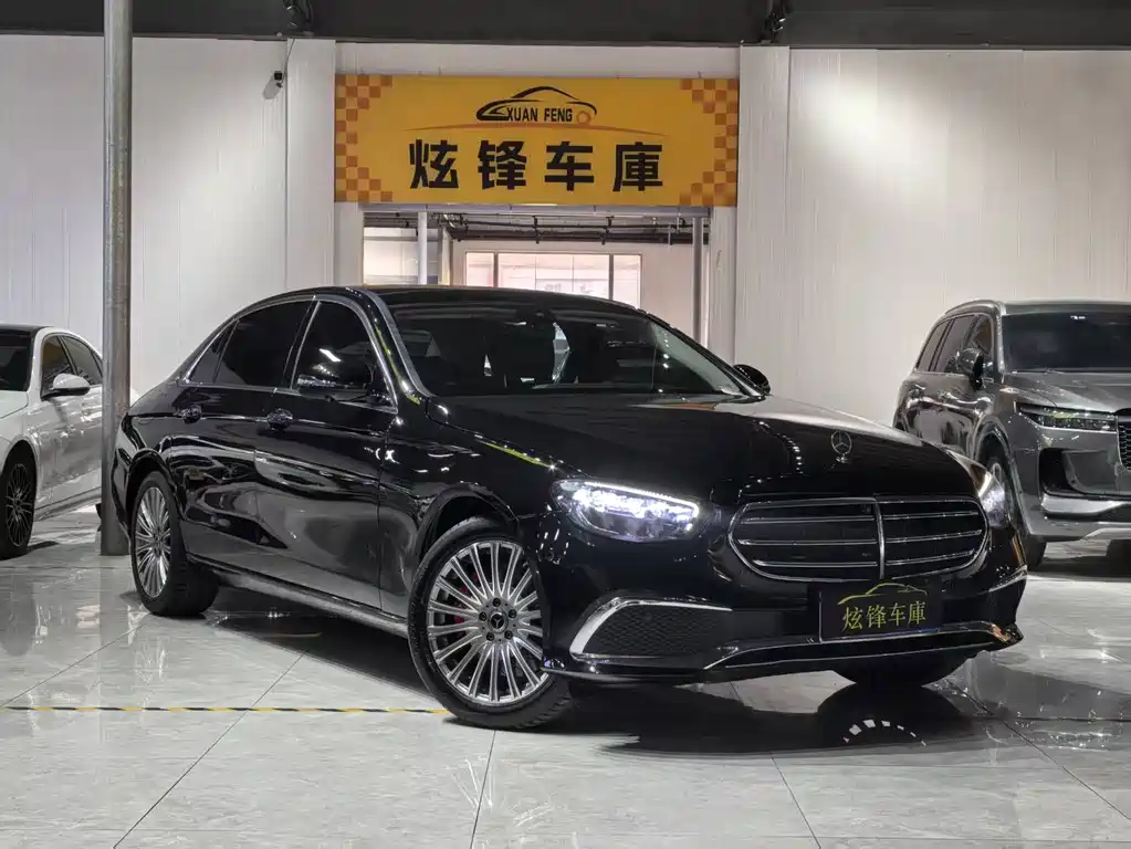 Mercedes-Benz E-Class 2022 — фото 3