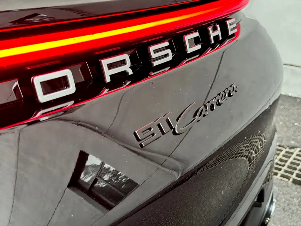Porsche 911 2024 — фото 11