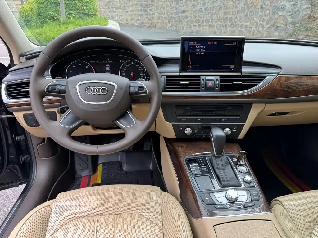 Audi A6L 2013 — фото 12