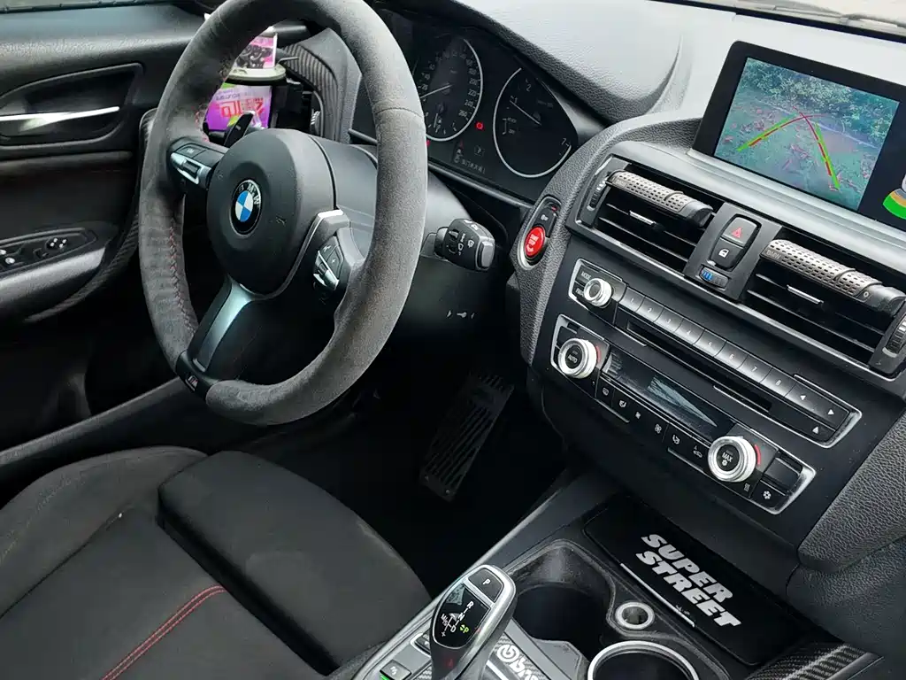 BMW 1 Series 2012 — фото 21