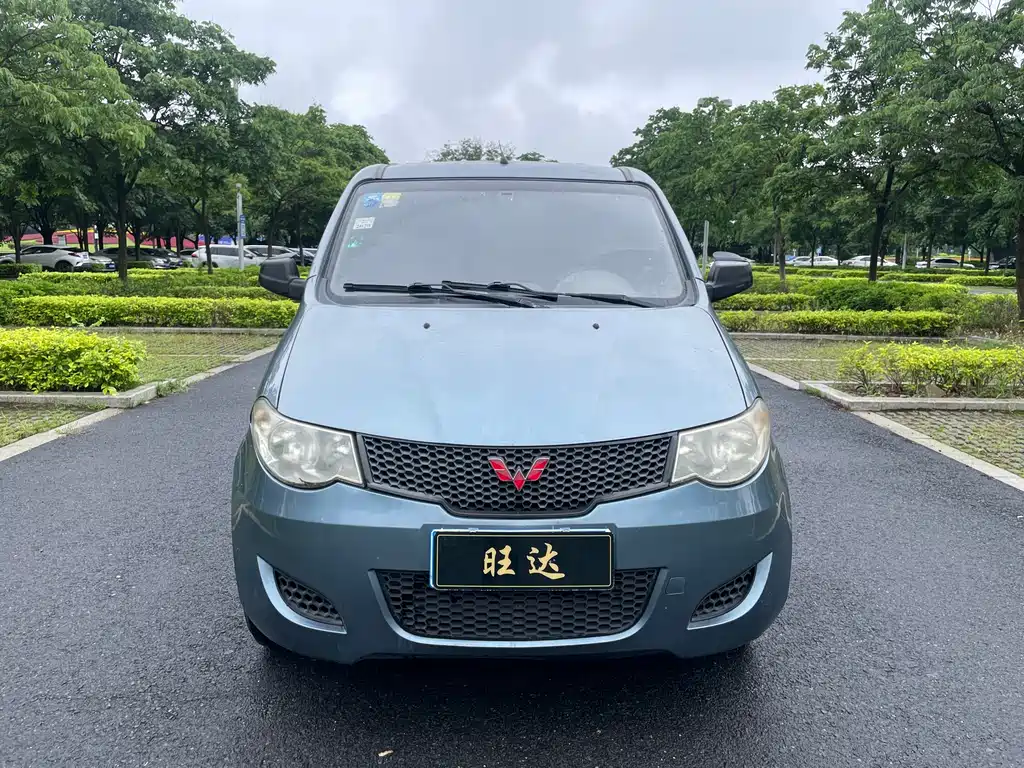 Wuling Hongguang 2014 — фото 2