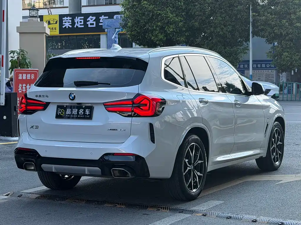 BMW X3 2022 — фото 9