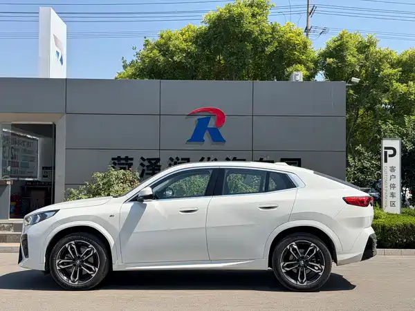 BMW X2 2024