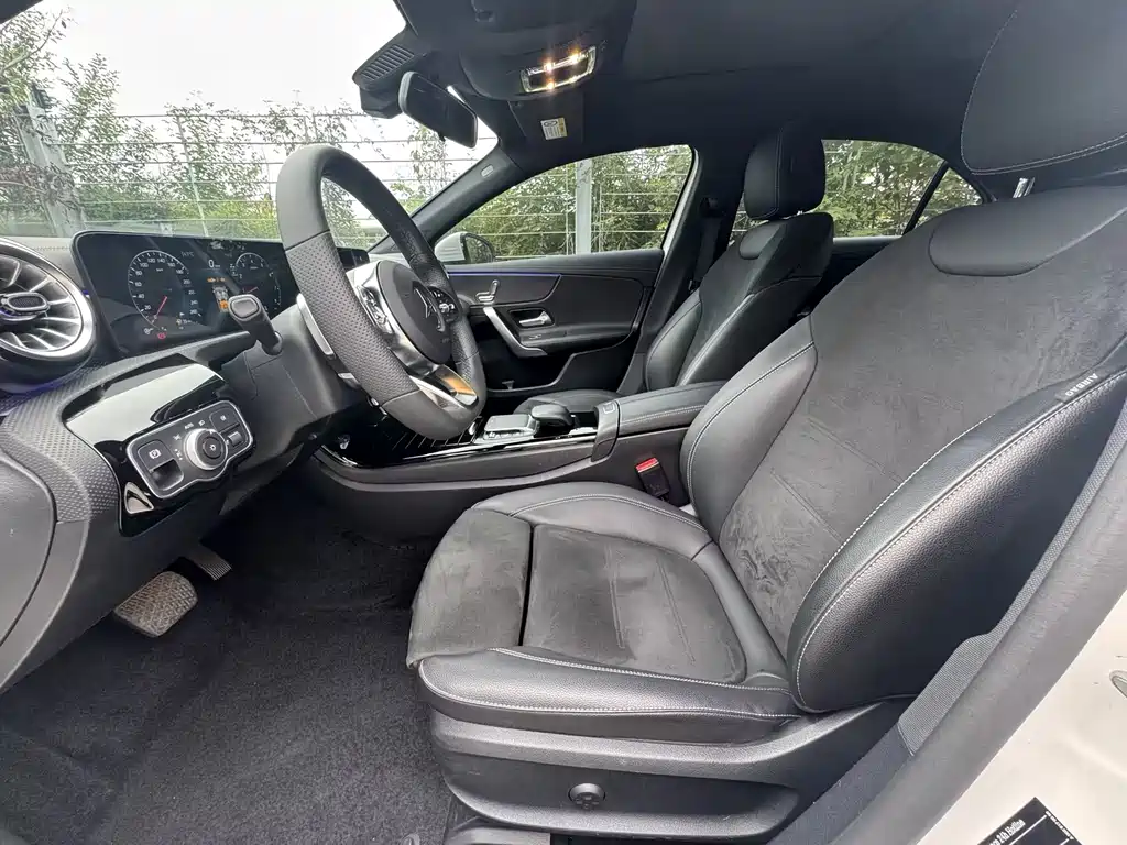 Mercedes-Benz A-Class 2023 — фото 21
