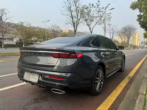 Geely Xingrui 2021