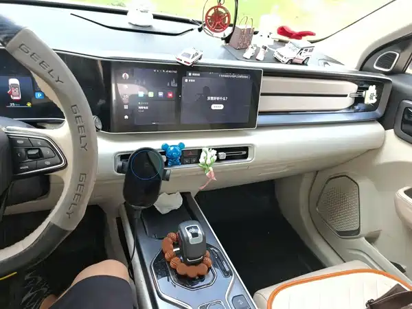 Geely ICON 2023