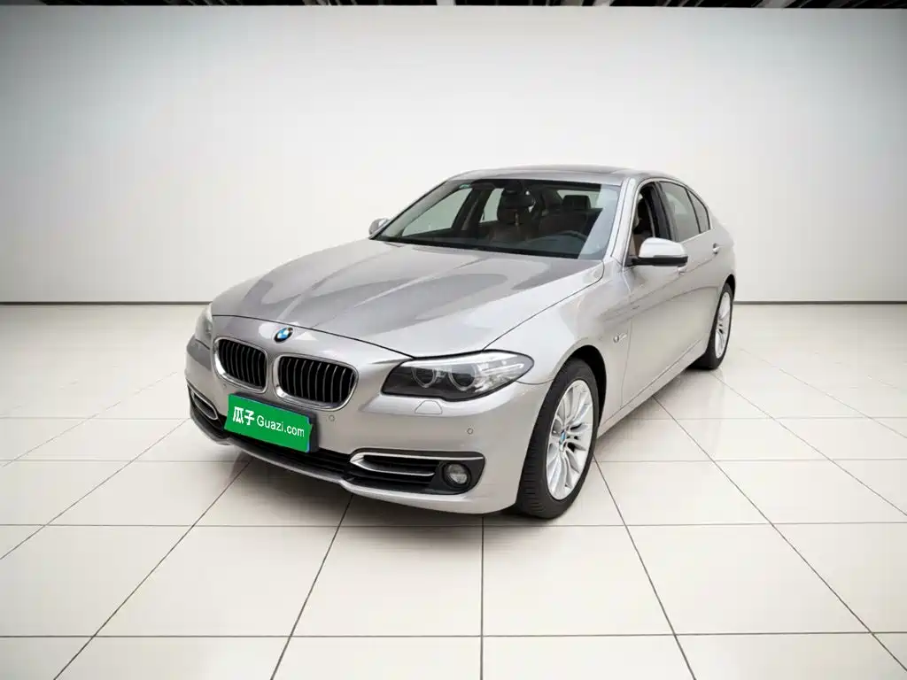 BMW 5 Series 2015 — фото 2