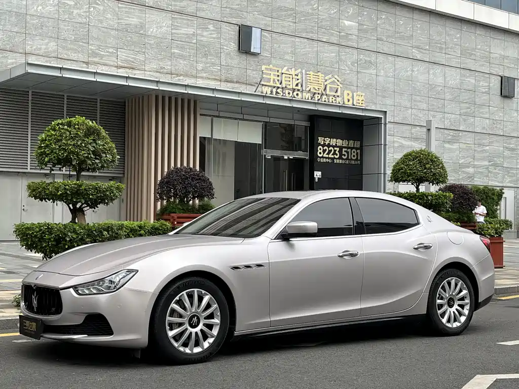 Maserati Ghibli 2015