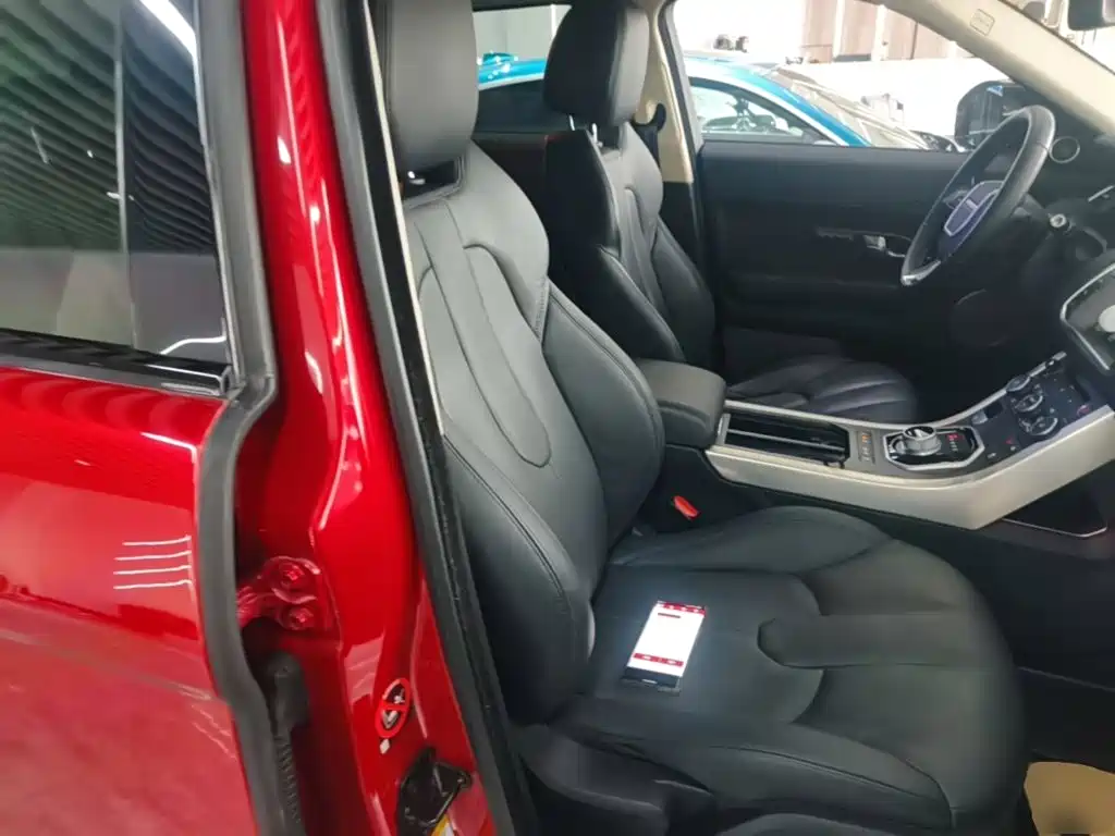 Land Rover Evoque 2016 — фото 25