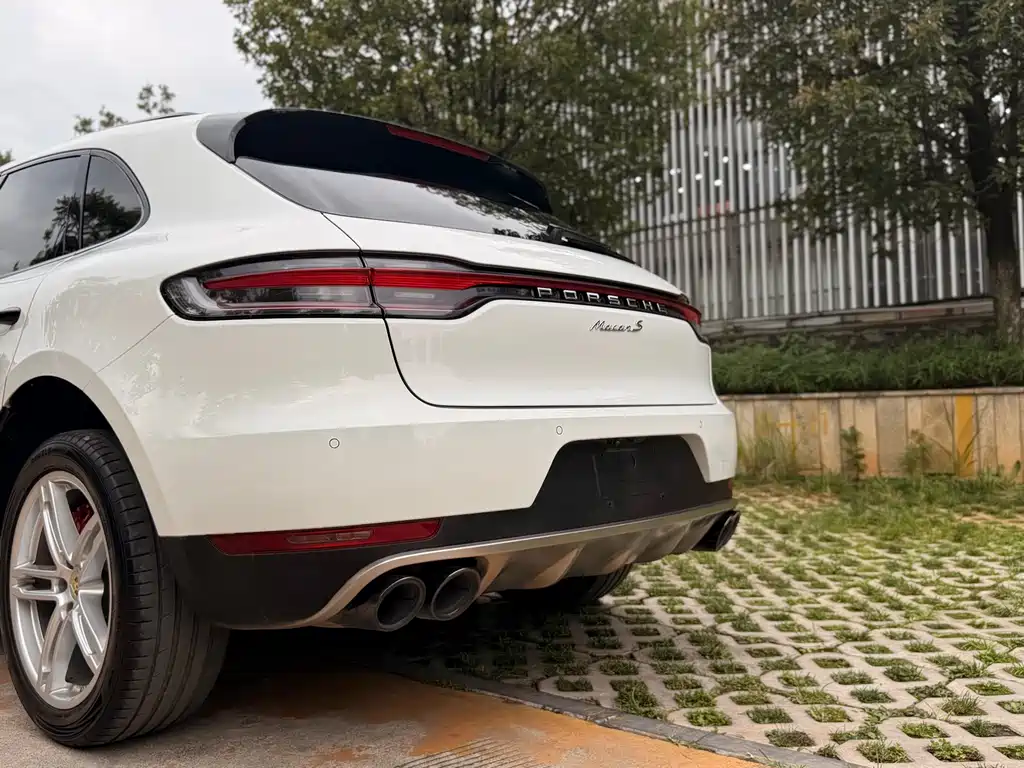 Porsche Macan 2022 — фото 10