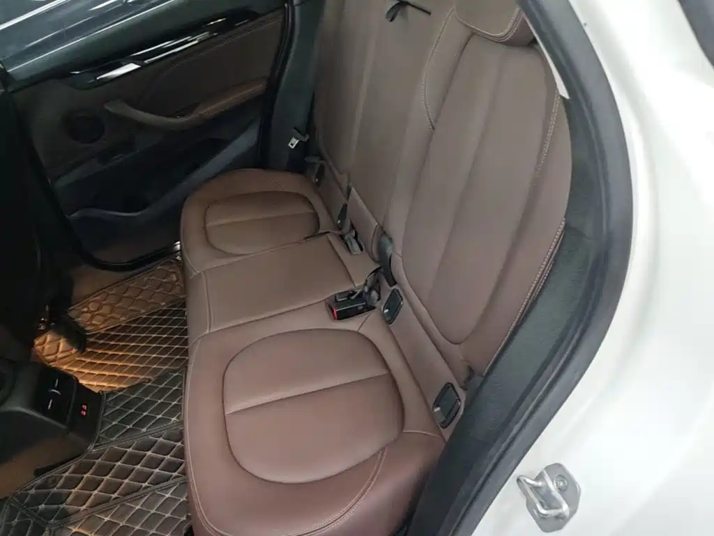 BMW X1 2019 — фото 17